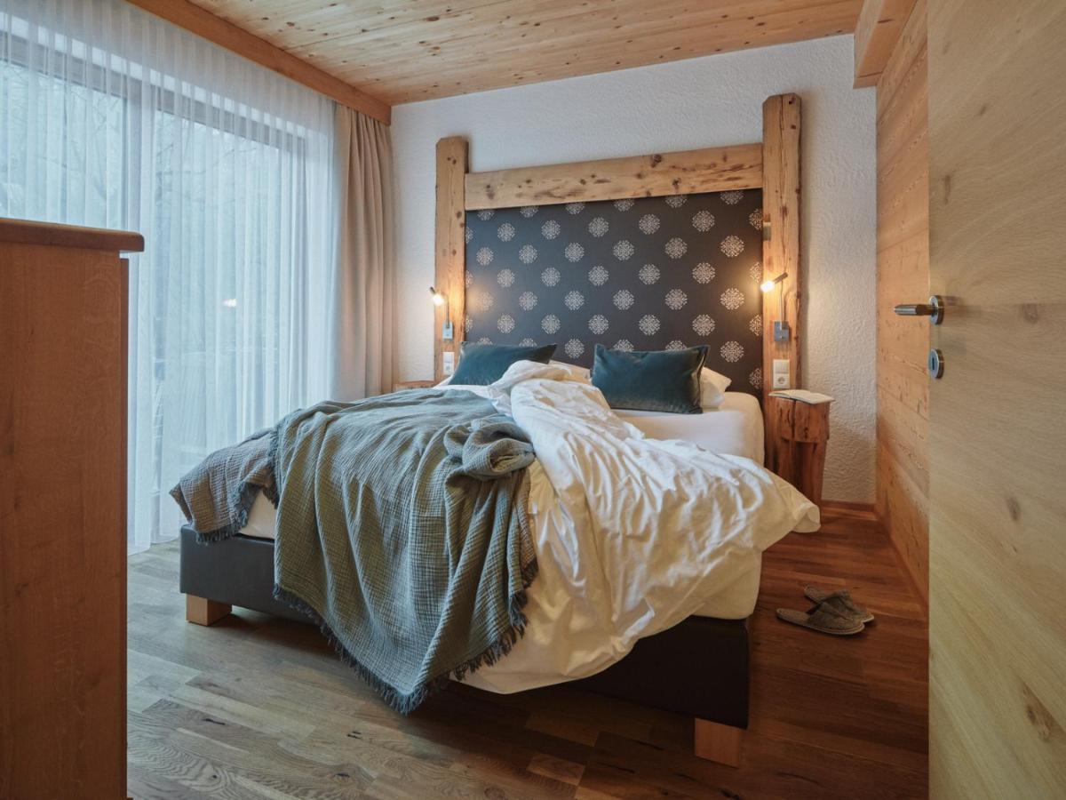 Boutique Apartment Sonnenhang - Incl Rooftop Spa Fliess Exteriör bild