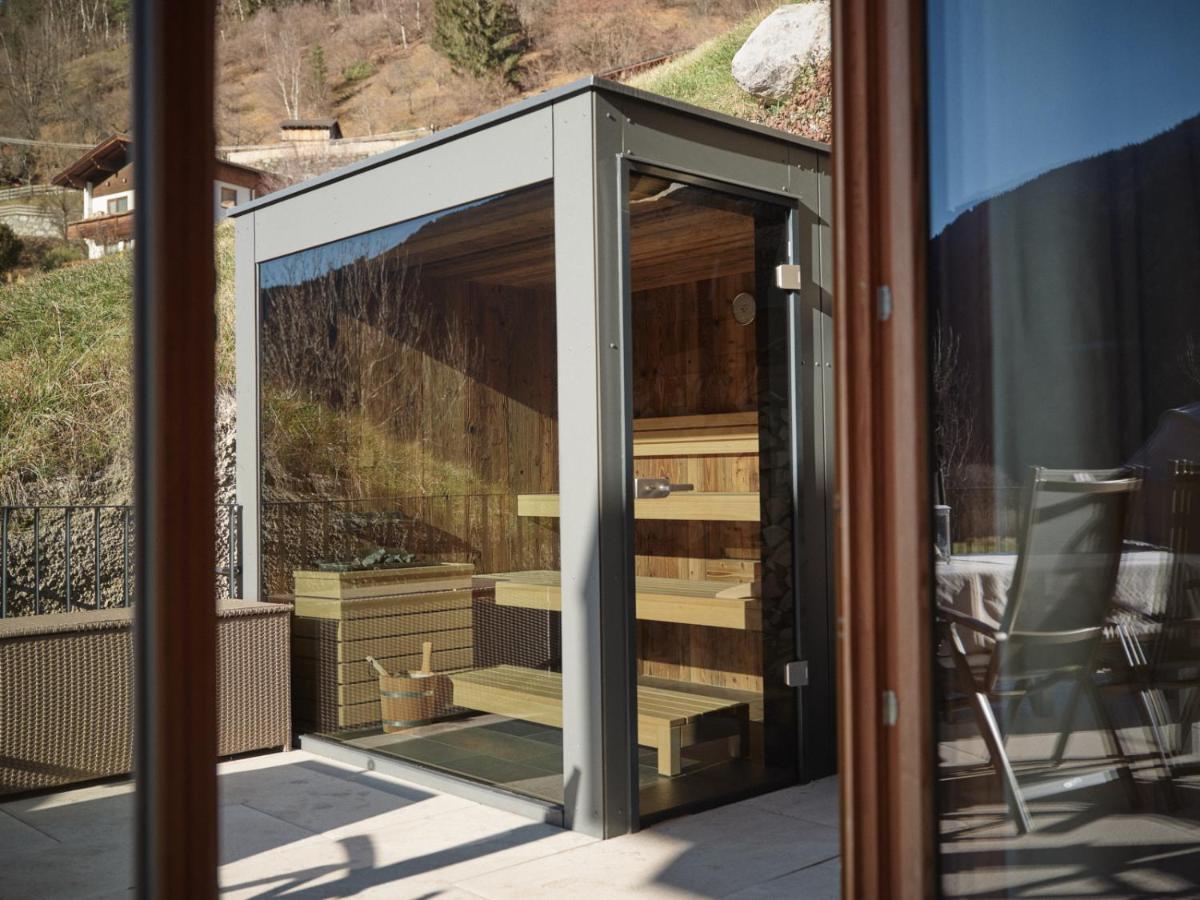 Boutique Apartment Sonnenhang - Incl Rooftop Spa Fliess Exteriör bild