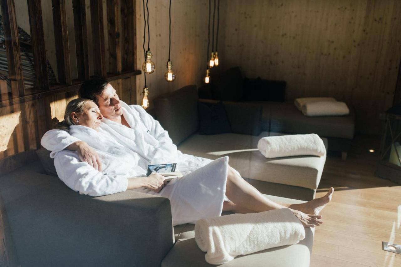 Boutique Apartment Sonnenhang - Incl Rooftop Spa Fliess Exteriör bild